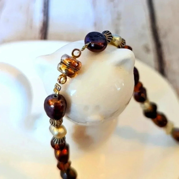 Vintage freshwater pearl and bead necklace, metal butterfly pendant, crystal - Picture 5 of 6